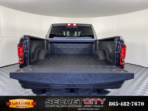 New 2026 RAM 2500 Tradesman image 32