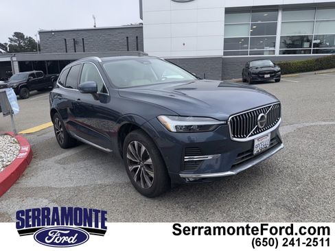Used 2023 Volvo XC60 B5 Plus AWD/4WD image 1