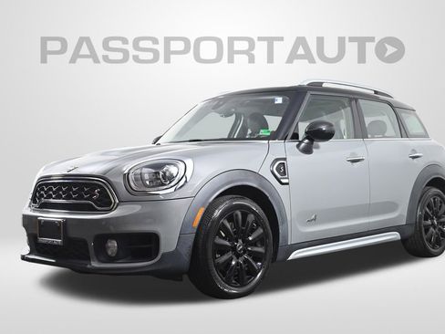 Used 2019 MINI Cooper Countryman S image 1