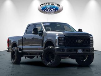 New 2026 Ford F250 Lariat w/ Black Appearance Package AWD/4WD video 2