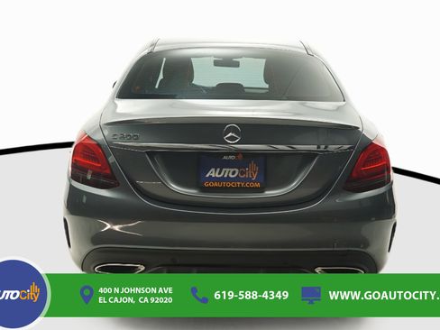 Used 2021 Mercedes-Benz C 300 Sedan image 12