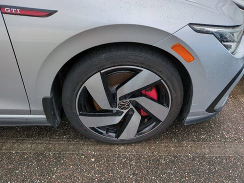 Used 2022 Volkswagen GTI S FWD image 6