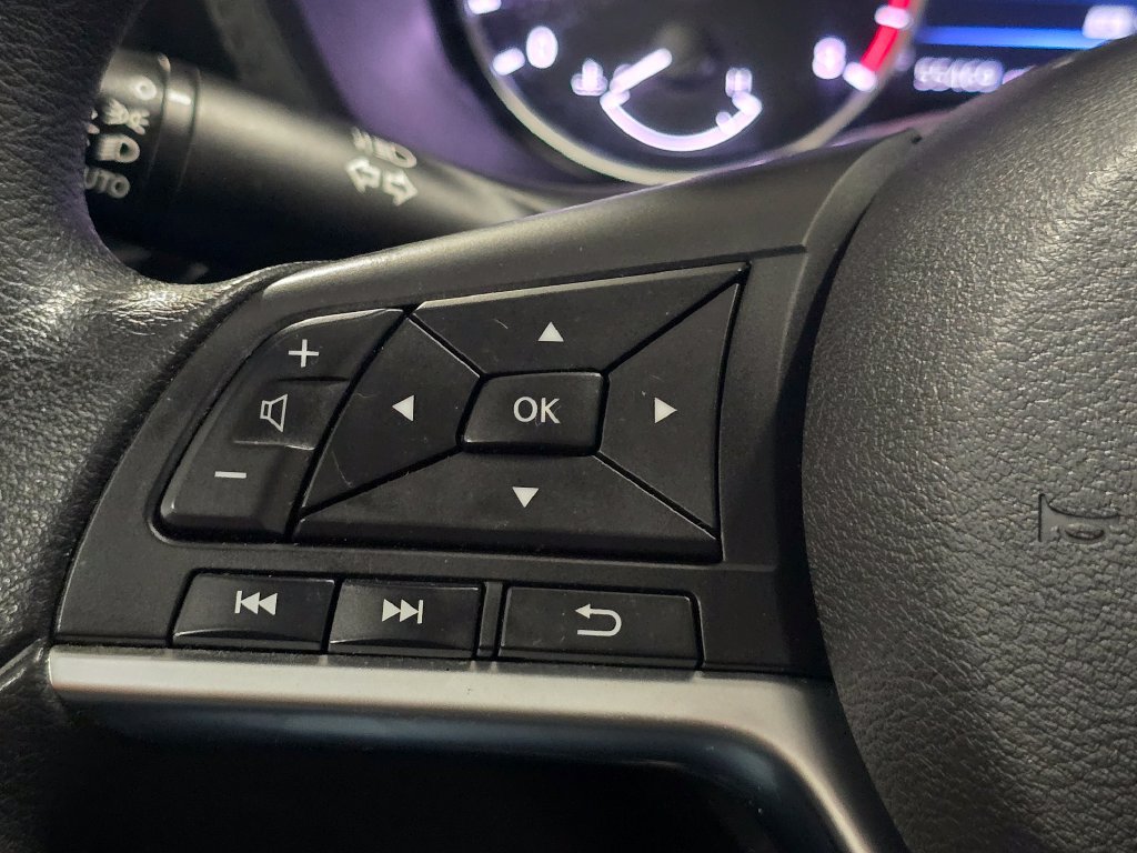 Used 2023 Nissan Sentra SV FWD image 31