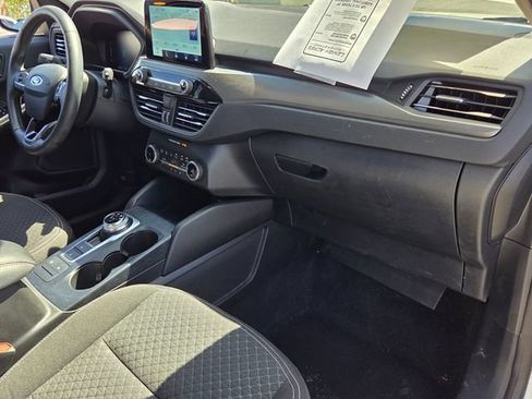 Used 2023 Ford Escape Active AWD/4WD image 17