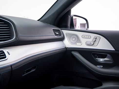 Used 2025 Mercedes-Benz GLE 63 AMG S image 29