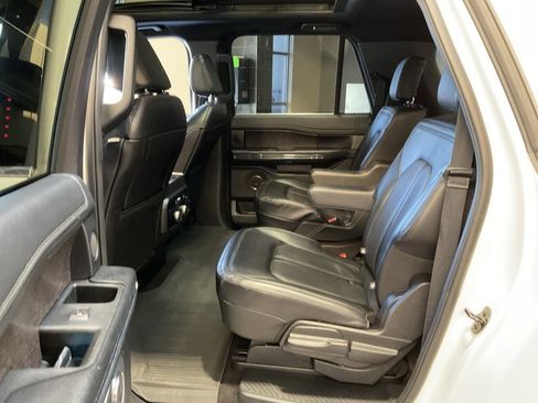 Used 2021 Ford Expedition Max Limited image 24