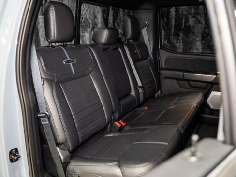 Used 2025 Ford F450 Platinum w/ FX4 Off-Road Package image 17