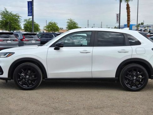 Used 2025 Honda HR-V Sport image 7