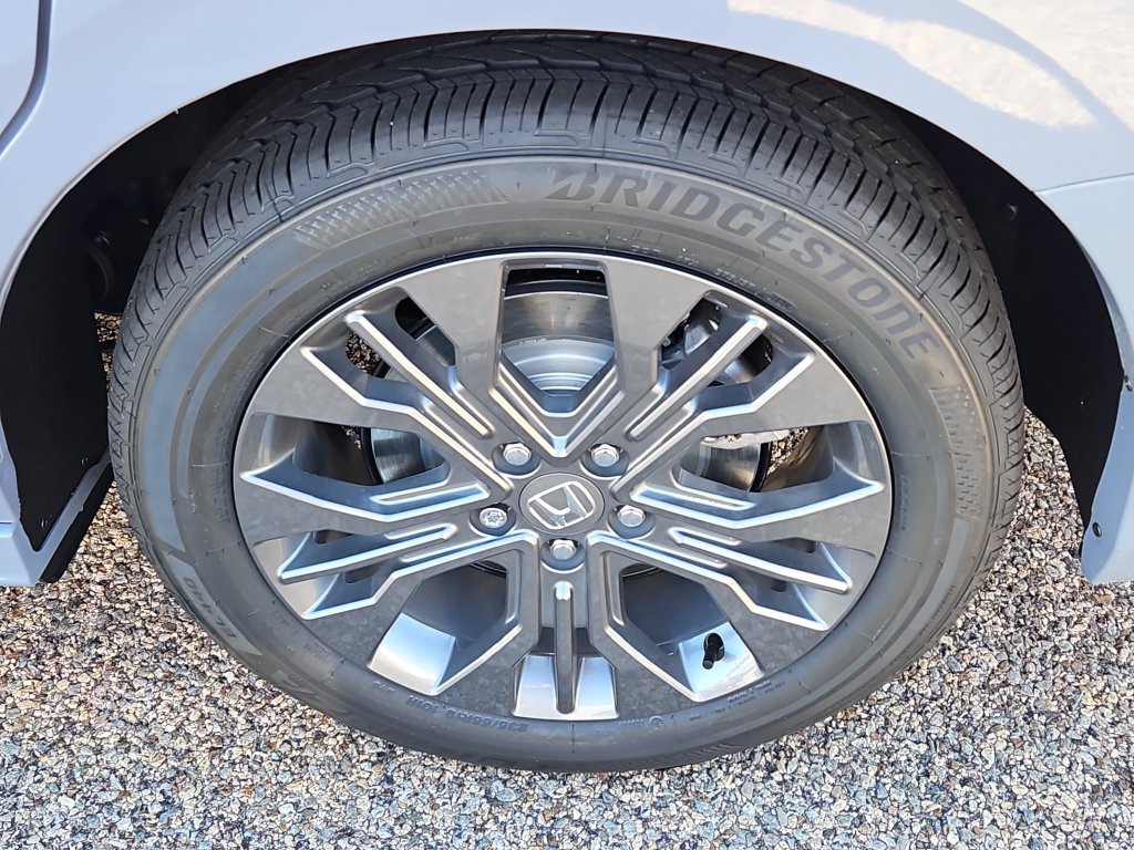 New 2027 Honda Odyssey Touring image 4