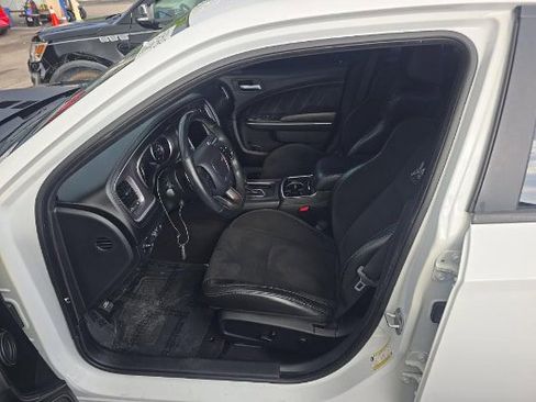 Used 2019 Dodge Charger Scat Pack w/ Plus Group RWD image 4