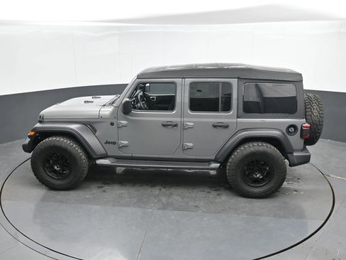 Used 2019 Jeep Wrangler Unlimited Sport S AWD/4WD image 35