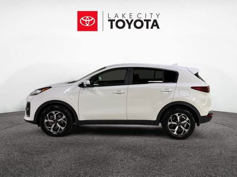 Used 2021 Kia Sportage LX w/ LX Fwd Popular Package image 3
