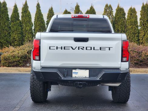 Used 2024 Chevrolet Colorado ZR2 w/ Technology Package image 7