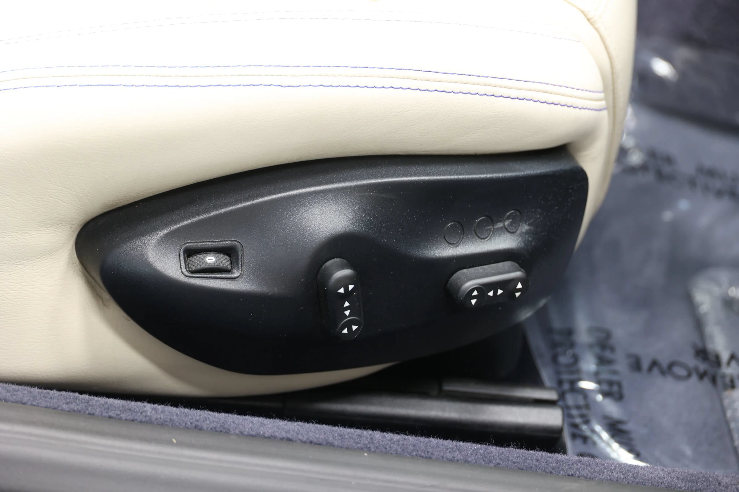 Used 2018 Maserati GranTurismo Sport RWD image 78
