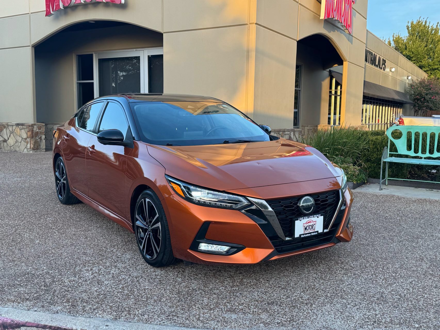 Used 2023 Nissan Sentra SR w/ SR Premium Package FWD image 6