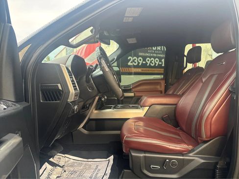 Used 2019 Ford F350 Platinum w/ Platinum Ultimate Package AWD/4WD image 9