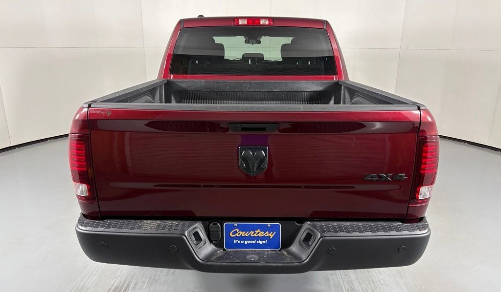 Used 2024 RAM 1500 Warlock AWD/4WD image 7