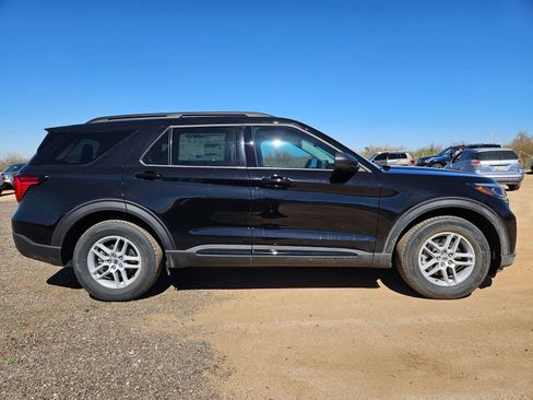 New 2026 Ford Explorer Active w/ Active Comfort Package RWD image 4