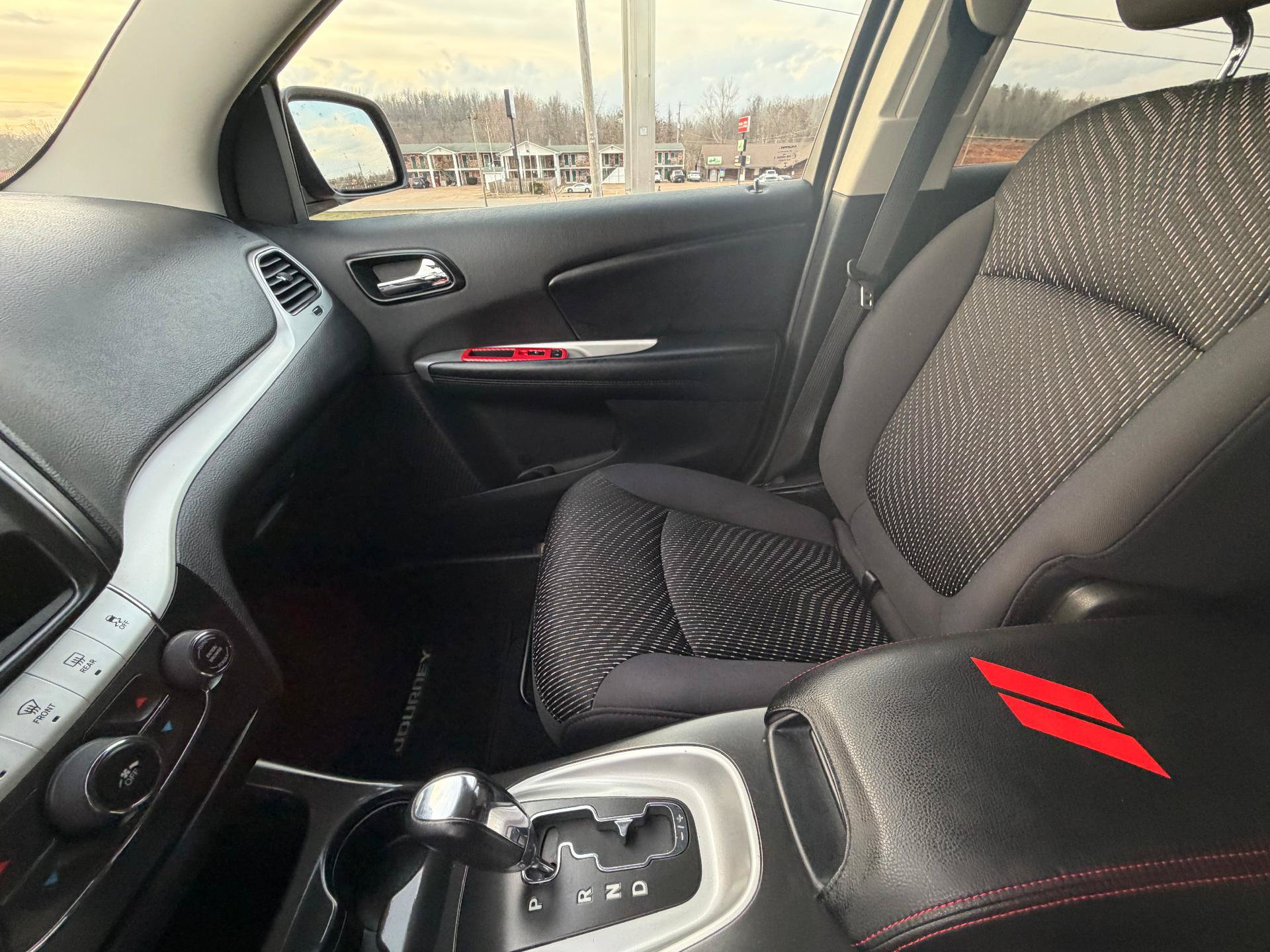 Used 2013 Dodge Journey SXT w/ Flexible Seating Group FWD image 12