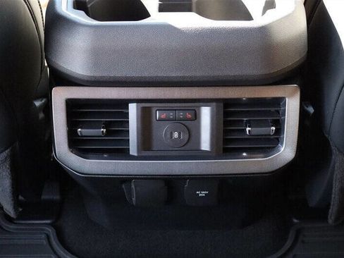 Used 2024 Ford F250 Platinum w/ FX4 Off-Road Package image 25