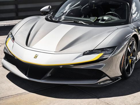 Used 2021 Ferrari SF90 Stradale AWD/4WD image 6