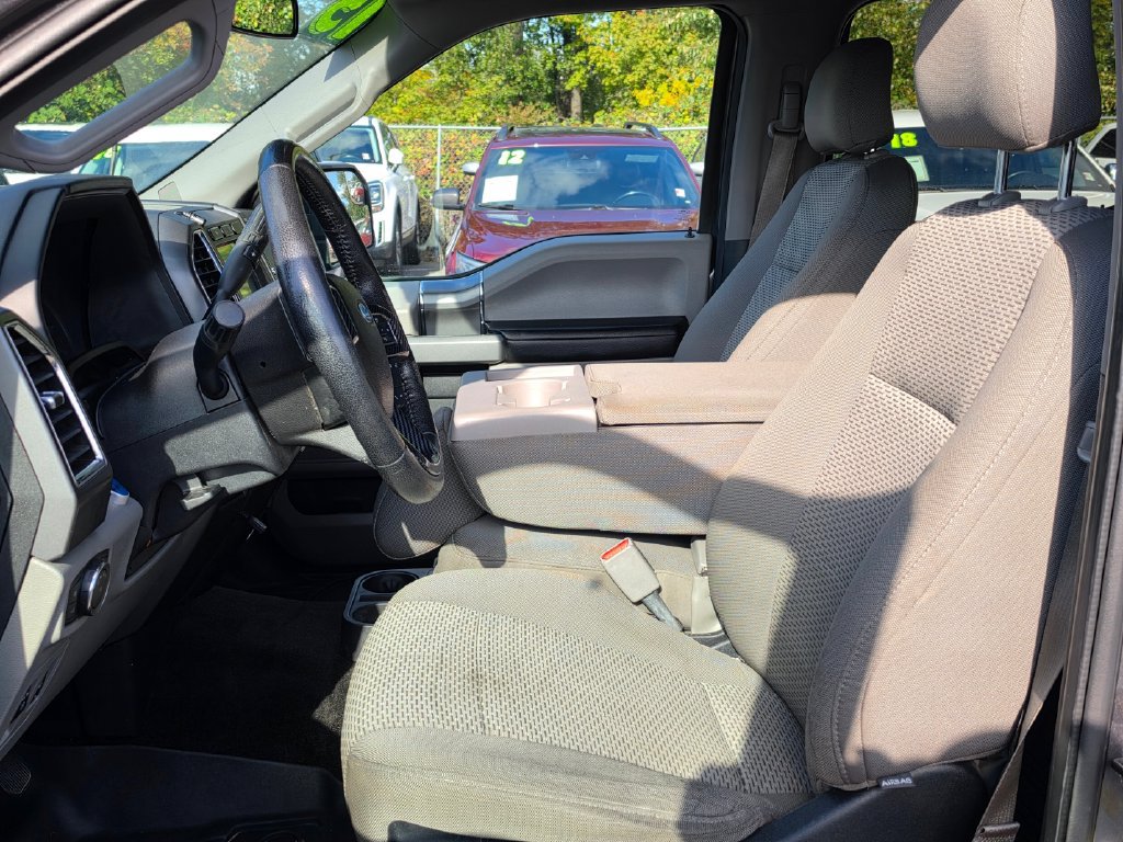 Used 2015 Ford F150 XLT w/ Equipment Group 302A Luxury AWD/4WD image 26