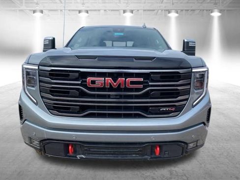 Certified 2025 GMC Sierra 1500 AT4 w/ Technology Package AWD/4WD image 15