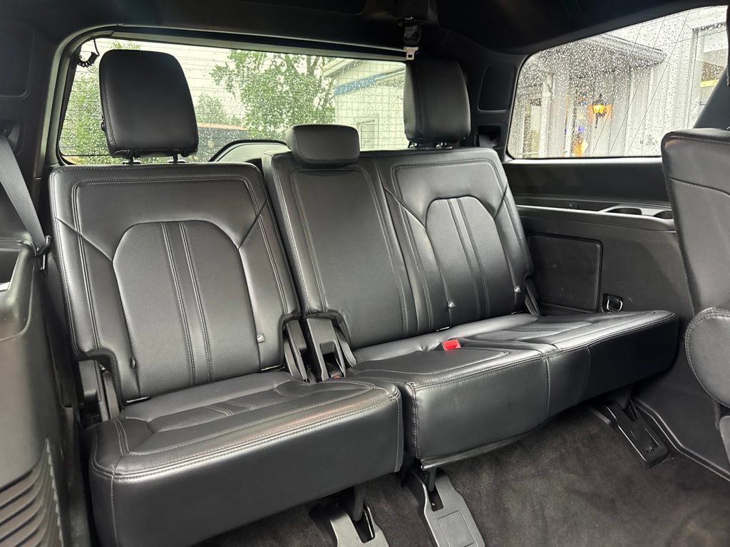 Used 2019 Ford Expedition Limited AWD/4WD image 23