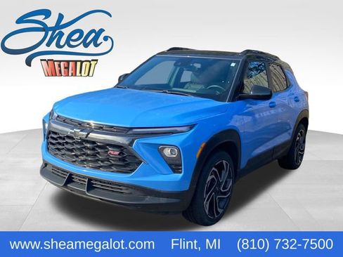 Certified 2024 Chevrolet TrailBlazer RS w/ Driver Confidence Package image 1