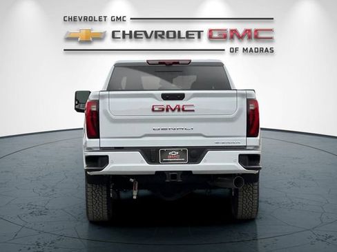 New 2026 GMC Sierra 2500 Denali w/ Denali Reserve Package AWD/4WD image 4