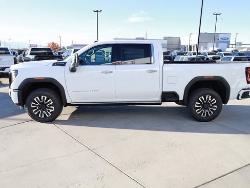 New 2026 GMC Sierra 3500 Denali Ultimate image 3