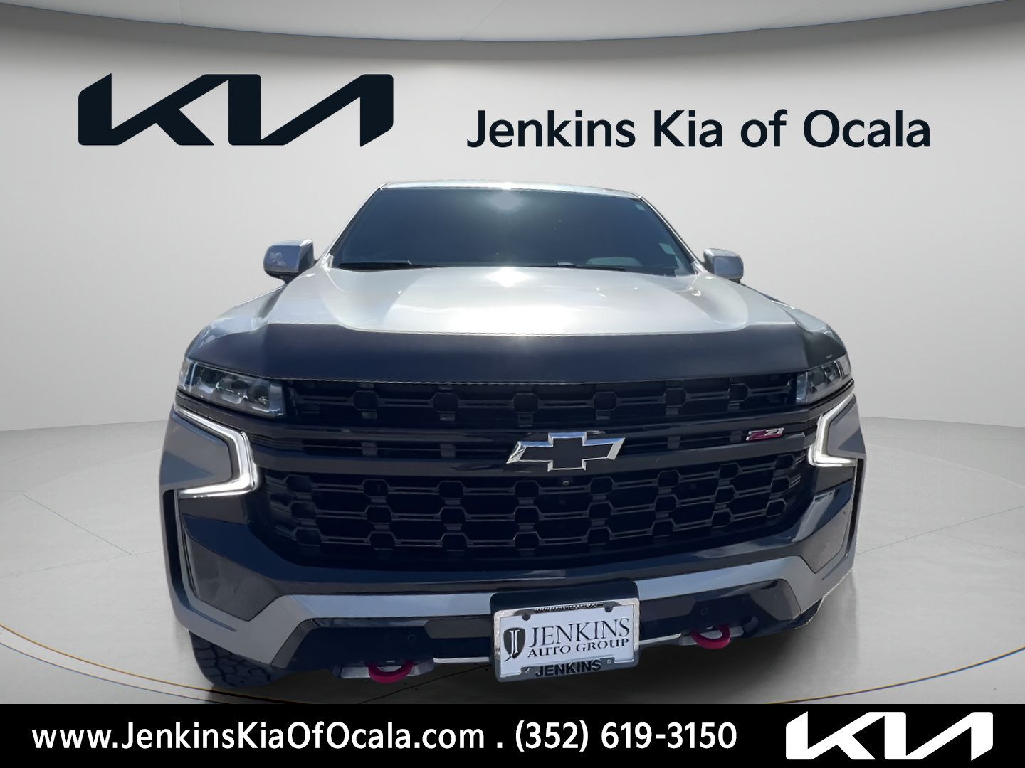 Used 2024 Chevrolet Tahoe Z71 w/ Luxury Package AWD/4WD image 15