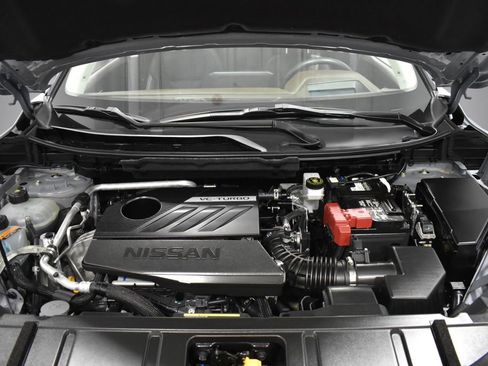 Certified 2023 Nissan Rogue Platinum w/ Platinum Premium Package image 36