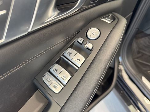 New 2026 BMW X7 xDrive40i image 43