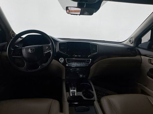 Used 2020 Honda Pilot Touring image 13