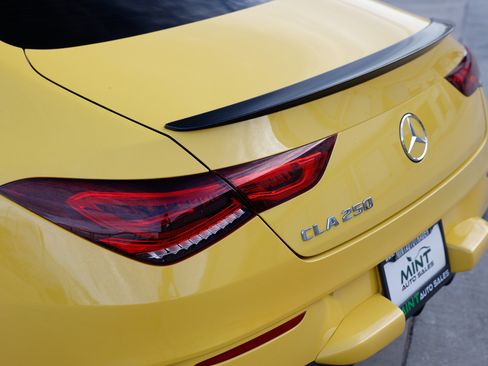 Used 2020 Mercedes-Benz CLA 250 image 40