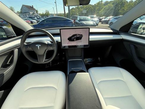 Used 2023 Tesla Model Y Long Range AWD/4WD image 13