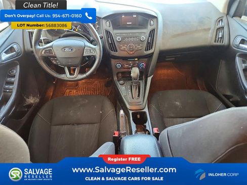 Used 2018 Ford Focus SE w/ SE Winter Package FWD image 11