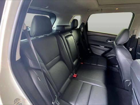 Used 2023 Nissan Rogue SL FWD image 38