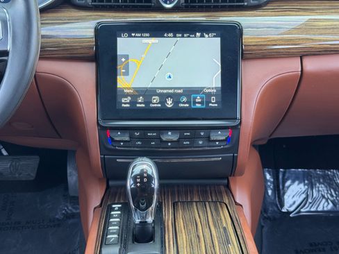 Used 2017 Maserati Quattroporte S GranLusso image 24