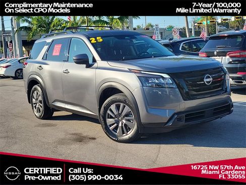 Certified 2024 Nissan Pathfinder SV w/ Black Appearance Package image 1