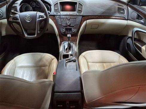 Certified 2013 Buick Regal Premium image 26