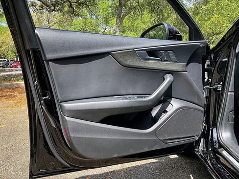 Used 2019 Audi A4 2.0T Premium image 17