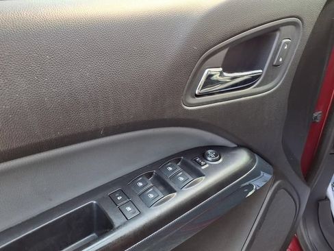 Used 2018 Chevrolet Colorado Z71 AWD/4WD image 19