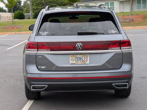 Certified 2024 Volkswagen Atlas SE FWD image 5