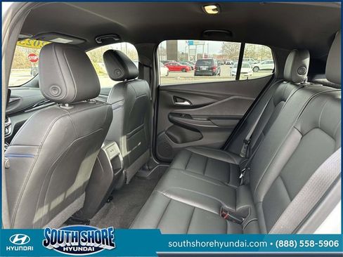 Used 2025 Buick Envista Sport Touring w/ Convenience I Package image 12