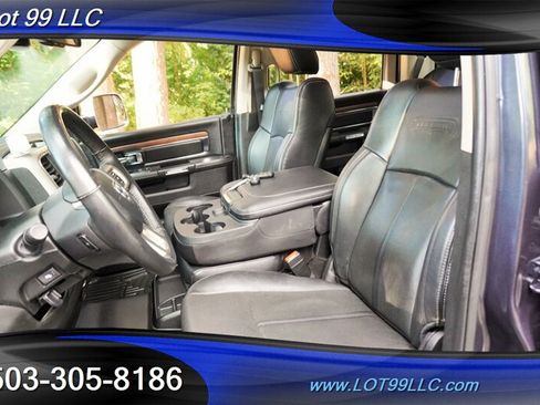 Used 2018 RAM 1500 Laramie w/ Convenience Group AWD/4WD image 12