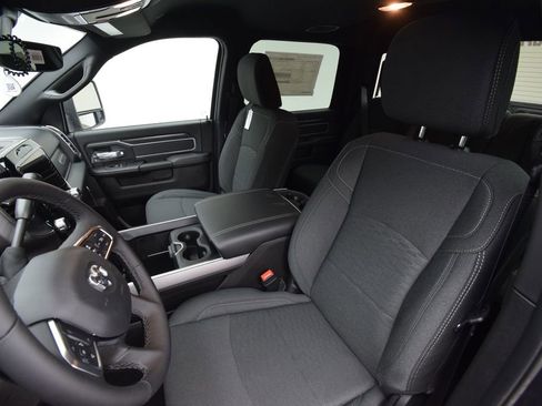 New 2026 RAM 3500 Big Horn image 39