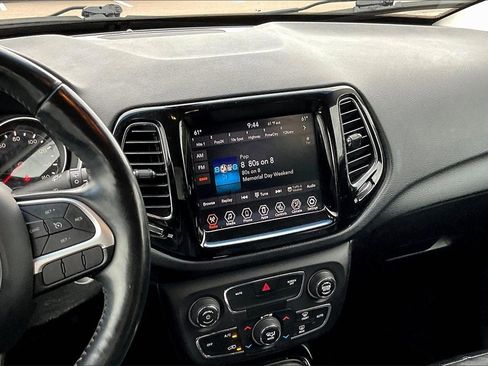 Used 2019 Jeep Compass Limited image 6