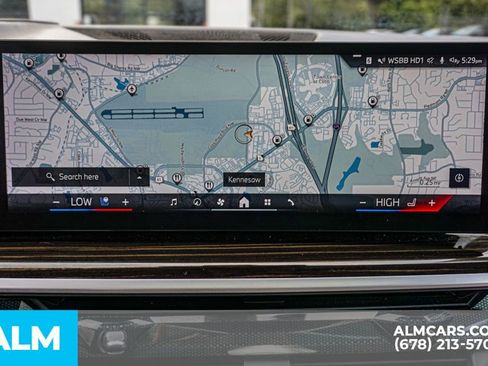 Used 2025 BMW X7 xDrive40i image 39